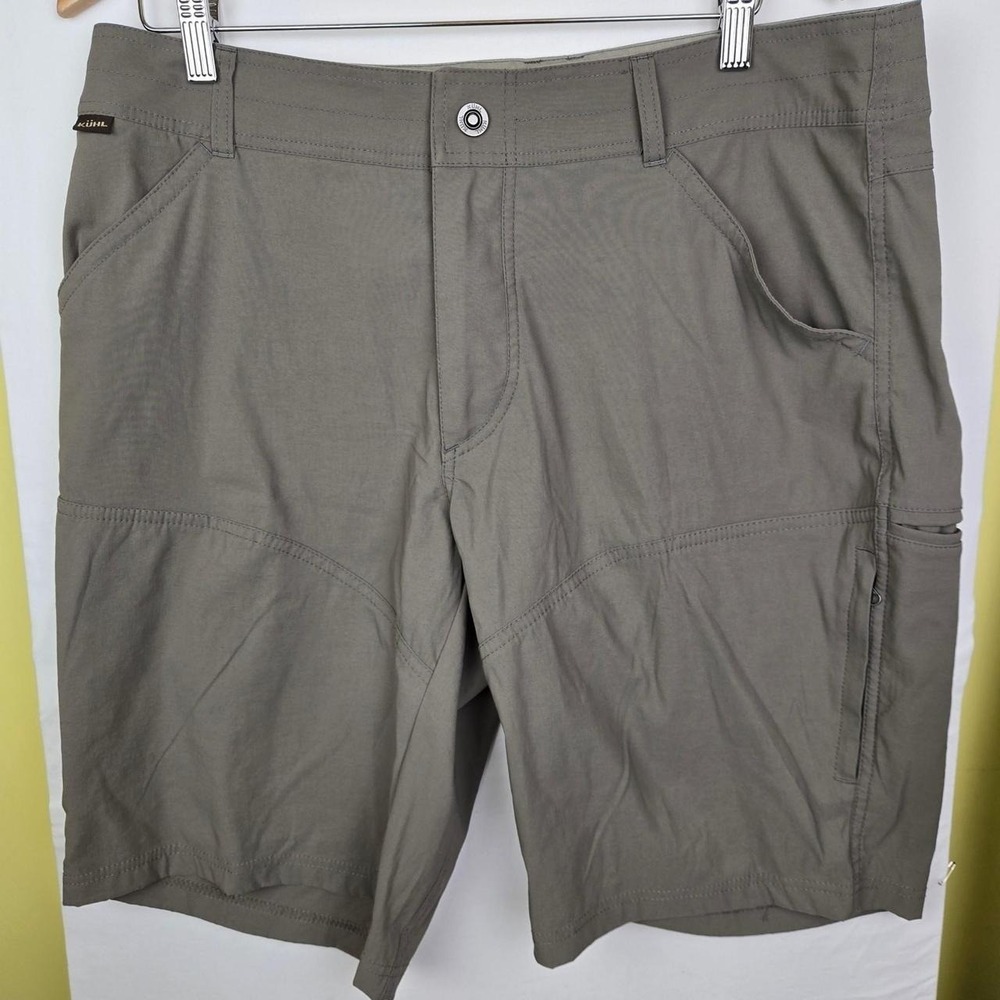 Kuhl renegade shorts mens size 36 Lighweight quick dry.